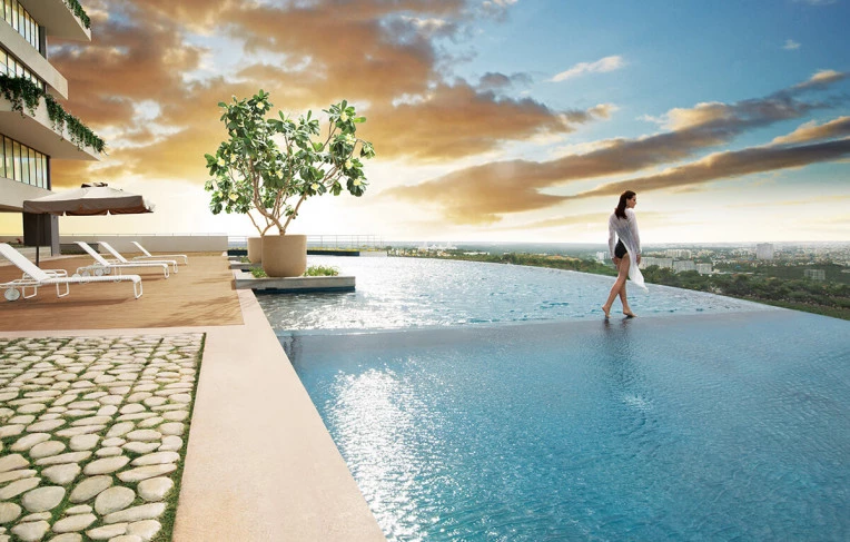 Outdoor Infinity Edge Pool of Tata Promont Flats in Bangalore